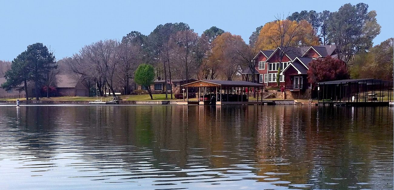 7 Most Affordable Lake Towns