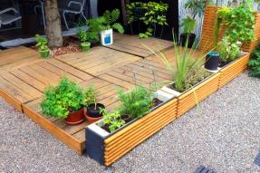 Easy Landscaping Ideas from Houselogic