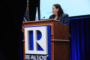 Elizabeth Mendenhall speaking at the Regulatory Issues Forum at the 2018 REALTORS® Legislative Meetings.