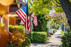 Homes with U.S. flags