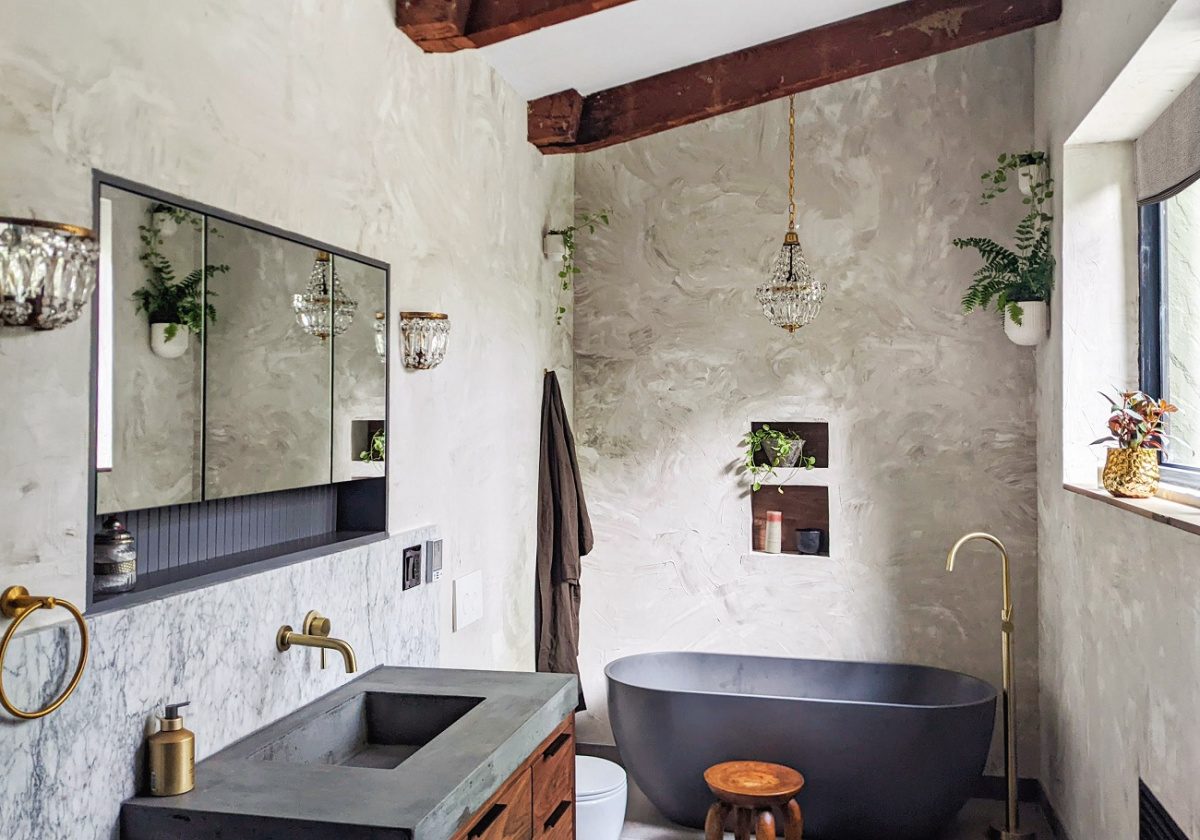 Bathroom with layered textures